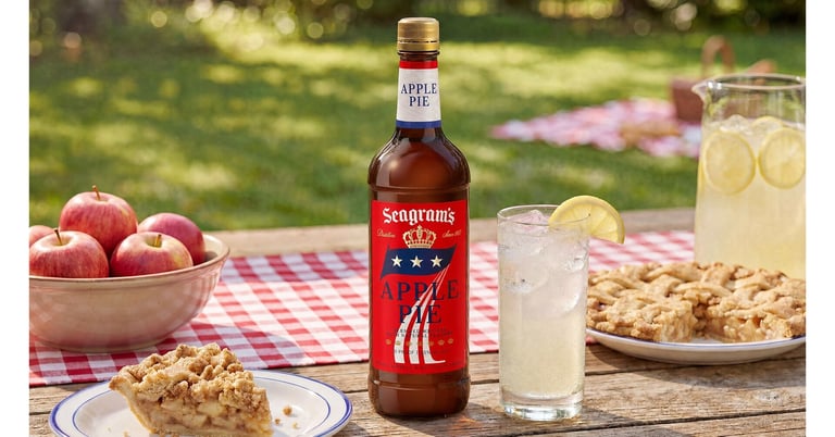 Seagram’s 7 Crown Debuts Apple Pie Whiskey With Baked Apple and Spice Notes for Summer